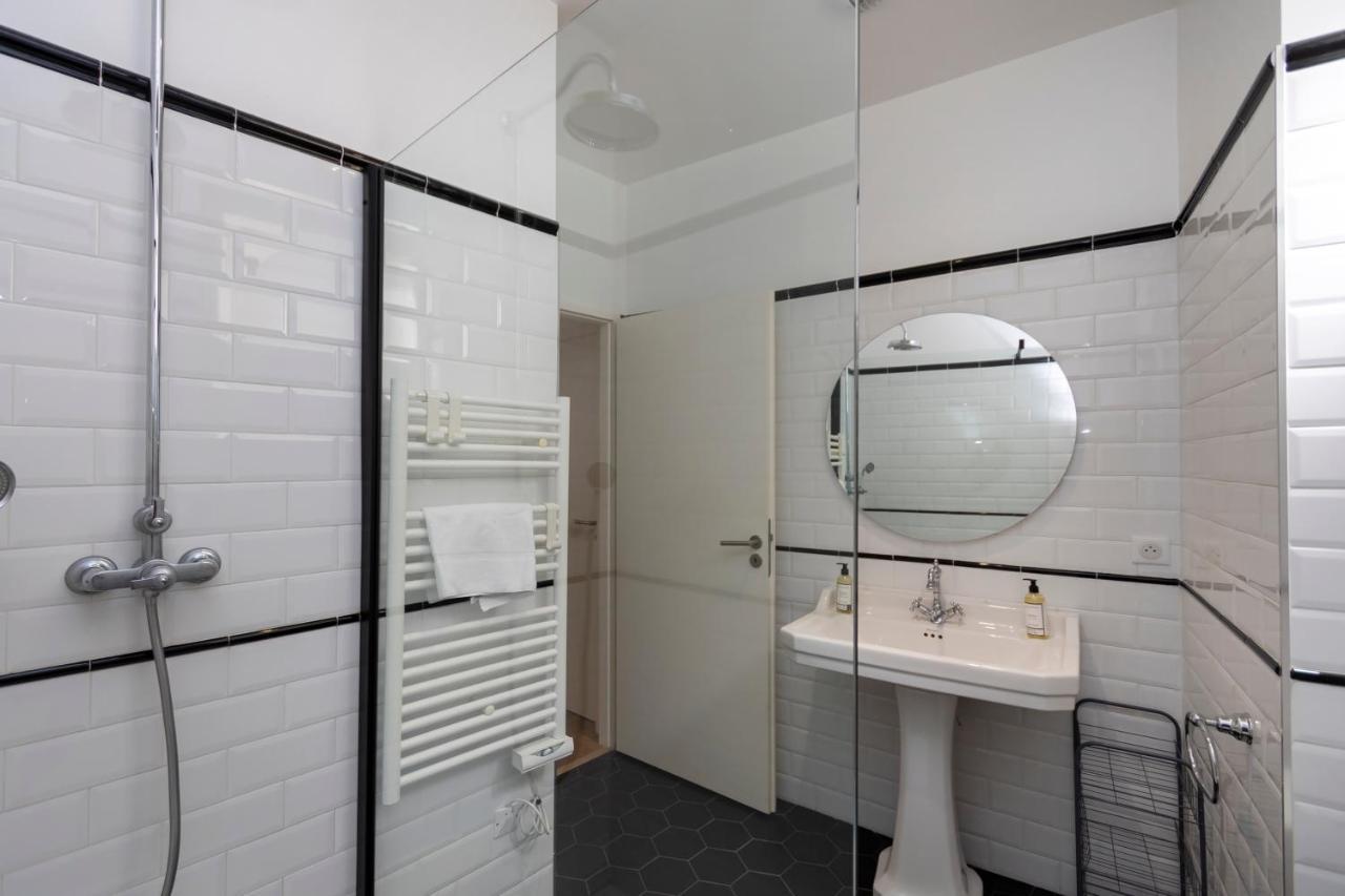 Les Suites R Bonaparte - Appartements De Standing Au Coeur De La Vieille Ville Pietonne Ajaccio  Exteriör bild