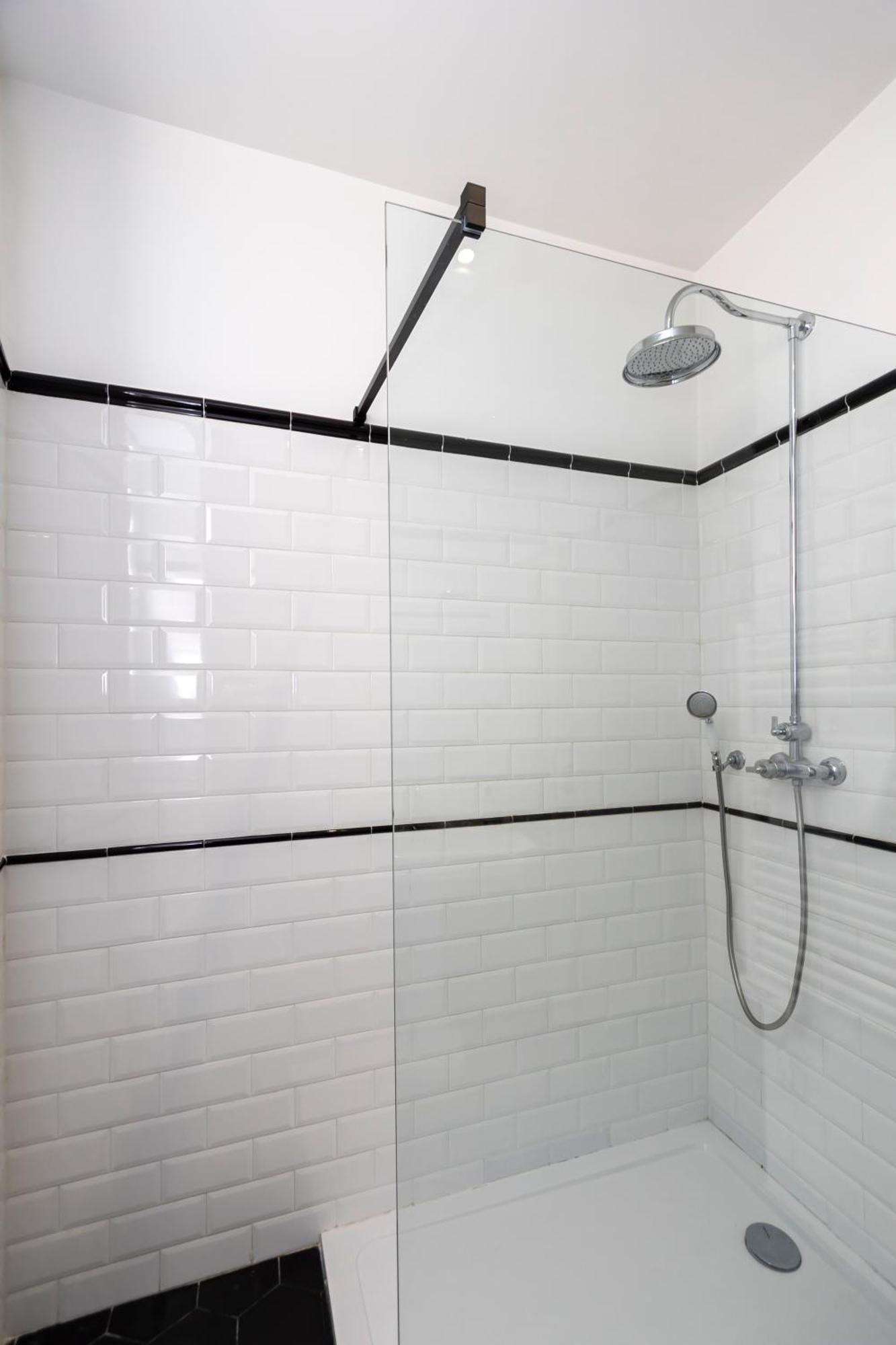 Les Suites R Bonaparte - Appartements De Standing Au Coeur De La Vieille Ville Pietonne Ajaccio  Rum bild